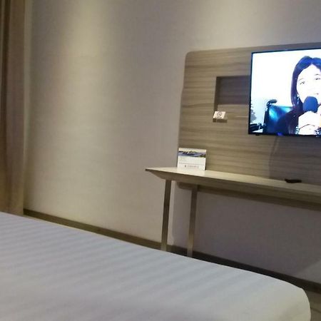 Wisma Chandra 반다르 람풍 외부 사진